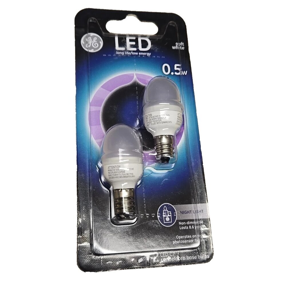 GE Lighting 13887 5W C7 LED Night Light Bulb  2 Pack
